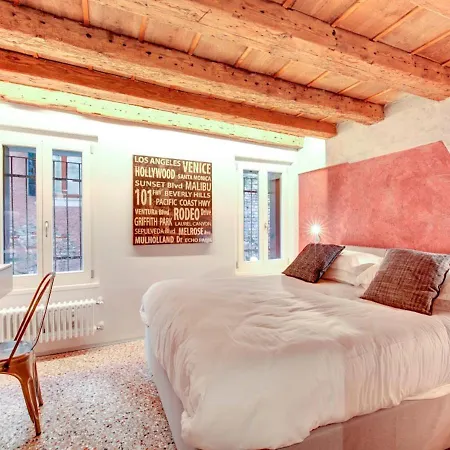 Stunning Modern In The Heart Of Appartement *