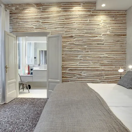 Appartement Stunning Modern In The Heart Of *