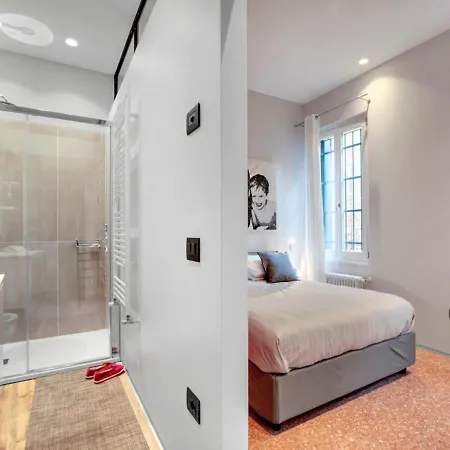 דירה Stunning Modern In The Heart Of *